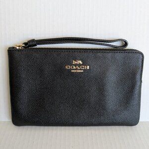COACH OUTLET Large Corner Zip Wristlet